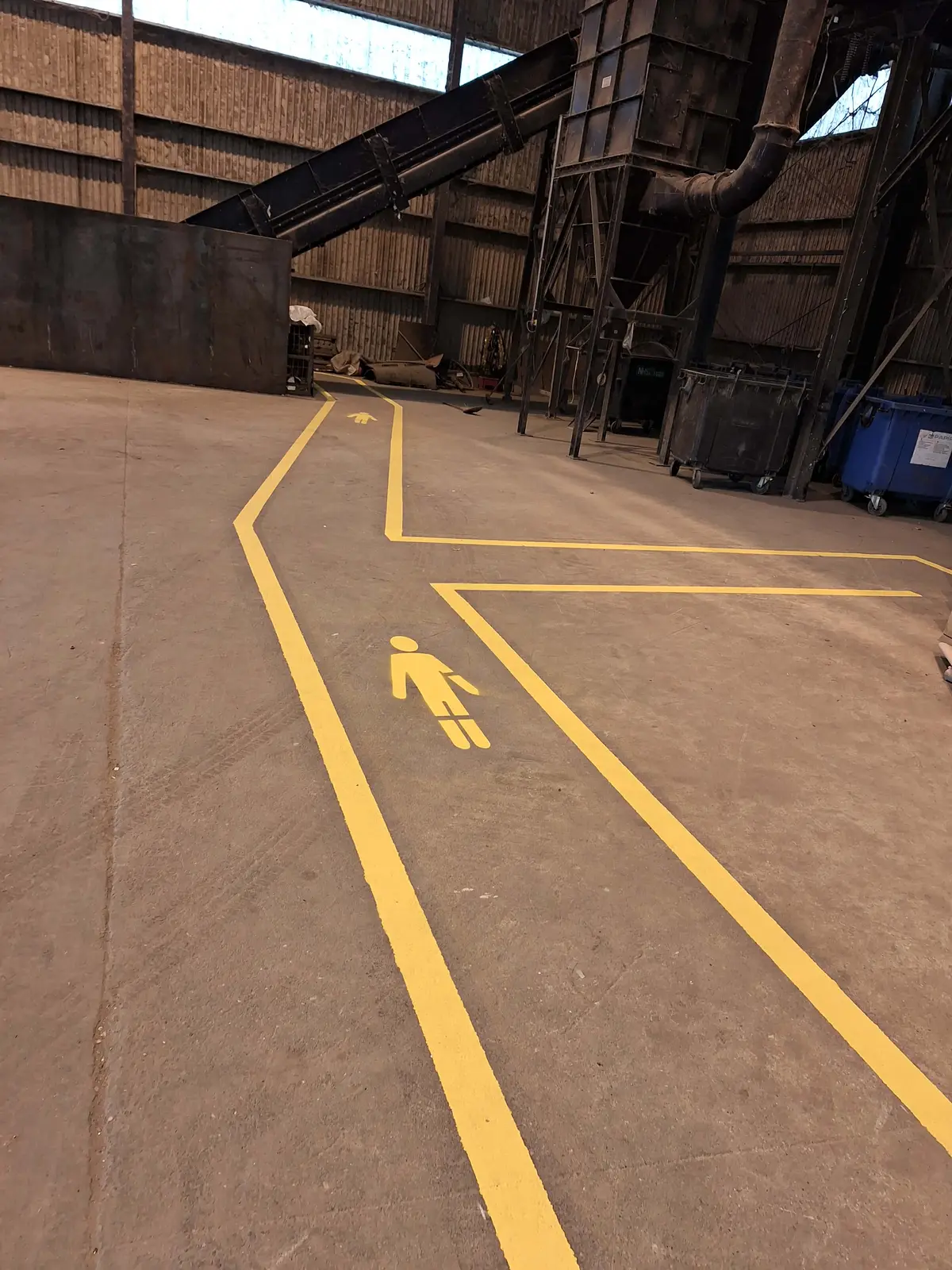 Parkolófestés és útfestés referencia munka 18 - profi kivitelezés