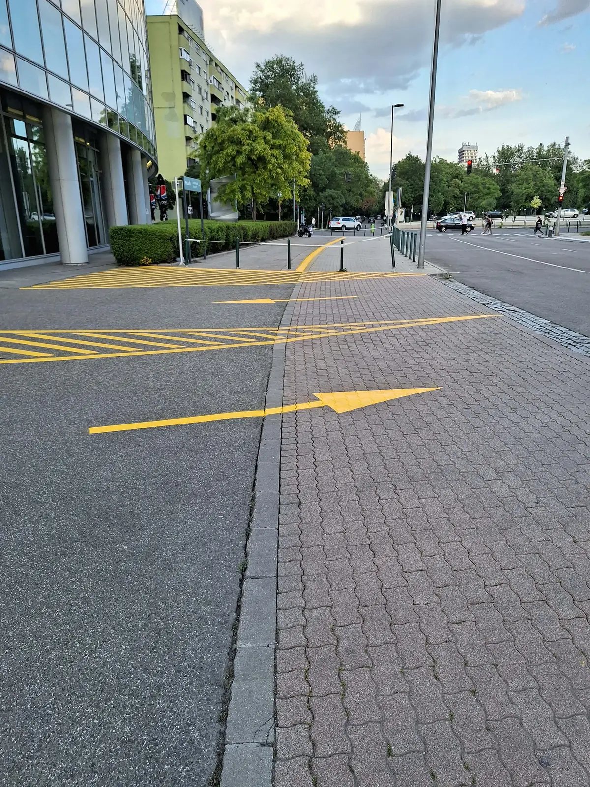 Parkolófestés és útfestés referencia munka 24 - profi kivitelezés